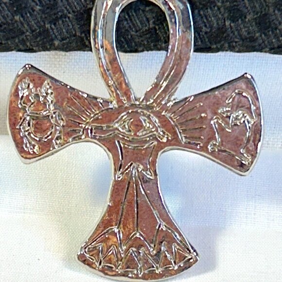 Vintage Jacky De G Paris Hammered Silver toned Cross Pendant - Picture 1 of 3